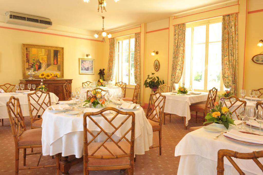 Logis L'Hermitage Buzancais ภายนอก รูปภาพ